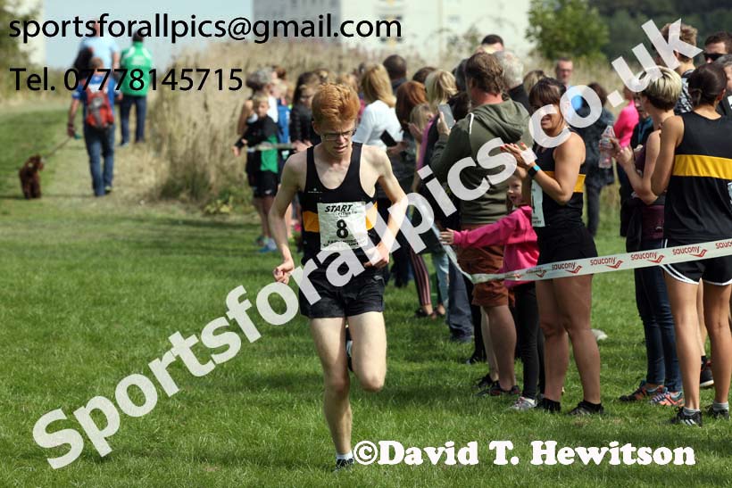 Mens and womens under-17s, Sunderland Harriers Cross Country Relays, Farringdon, Sunderland . Photo: David T. Hewitson/Sports for All Pics